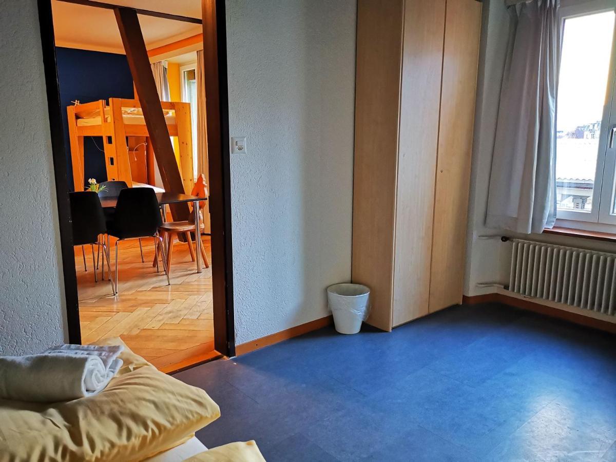 Downtown Hostel Интерлакен Экстерьер фото